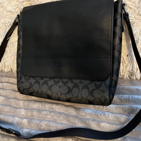 COACH - Map Bag - Picture 1 of 5